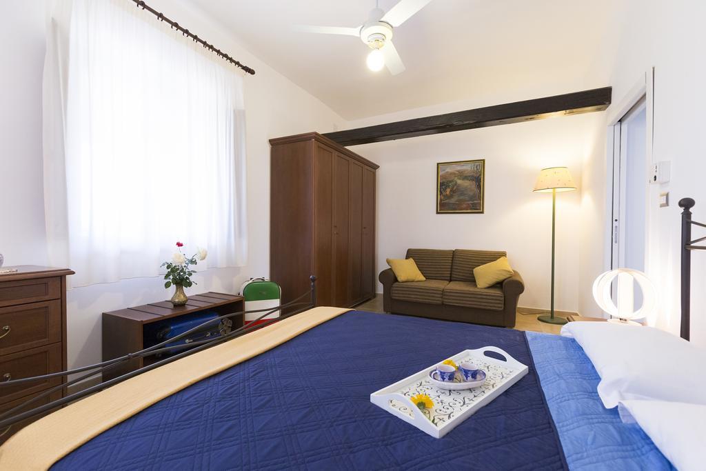 Вилла Orange Park - Agriturismo Мистербьянко Экстерьер фото