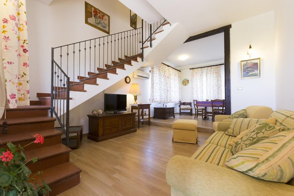 Вилла Orange Park - Agriturismo Мистербьянко Экстерьер фото