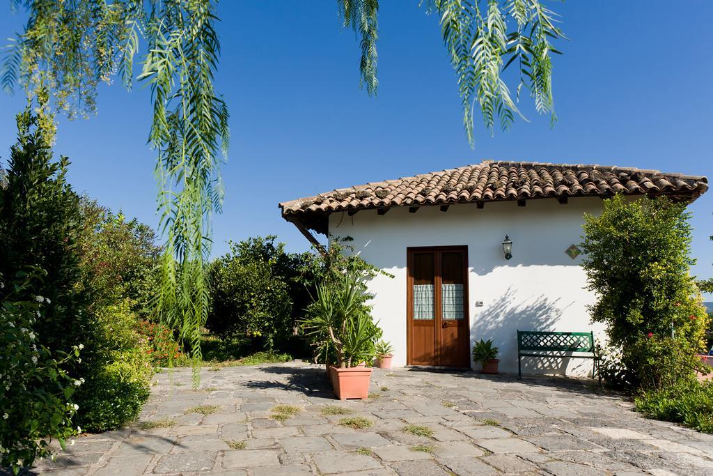 Вилла Orange Park - Agriturismo Мистербьянко Экстерьер фото